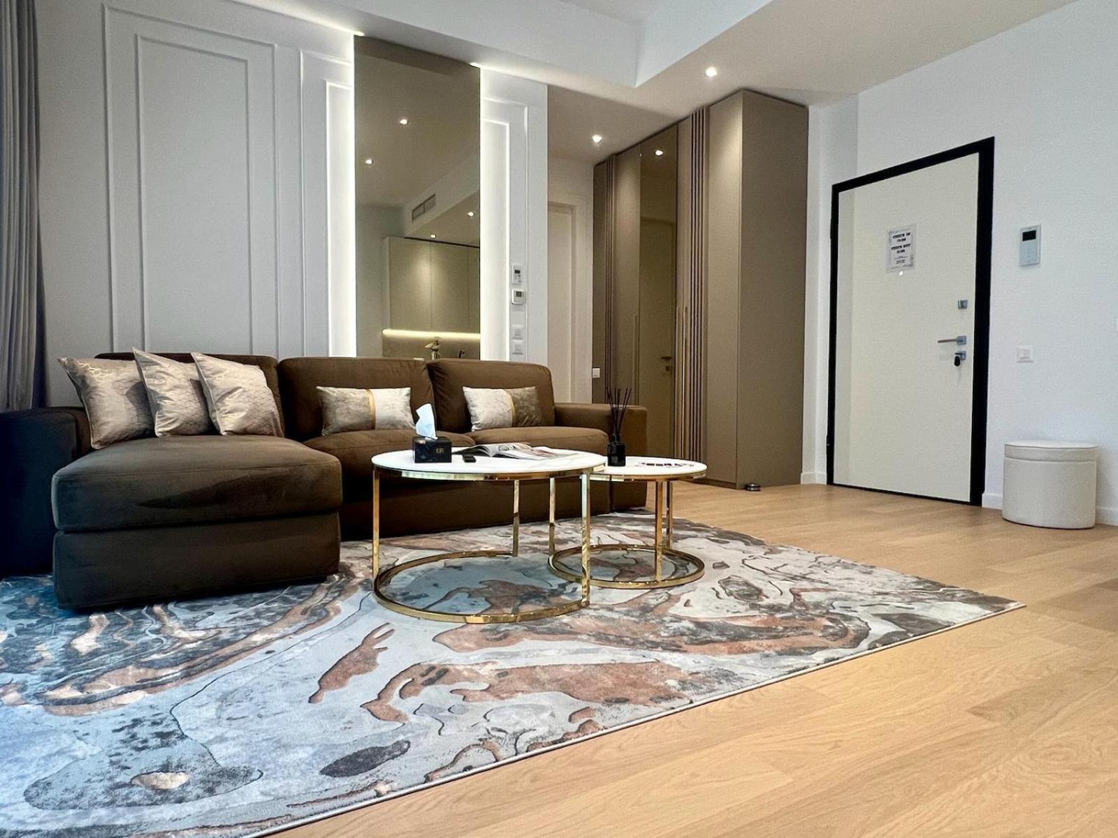 One Verdi Luxury Apartments Bucureşti Ngoại thất bức ảnh
